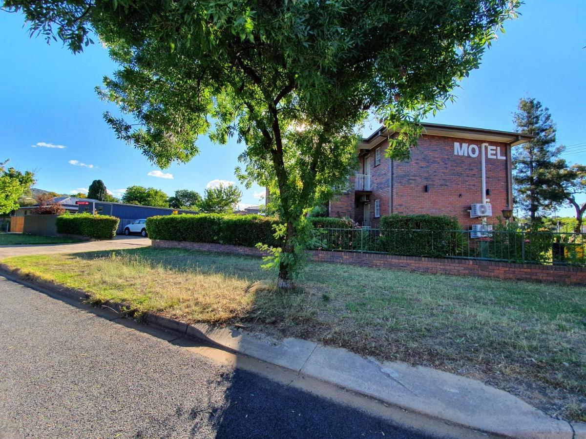 Motel Margeurita Queanbeyan Exterior photo